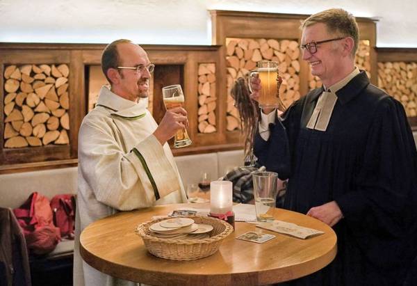Ökumenische Citykirchenarbeit Karlsruhe, 1. Kneipengottesdienst